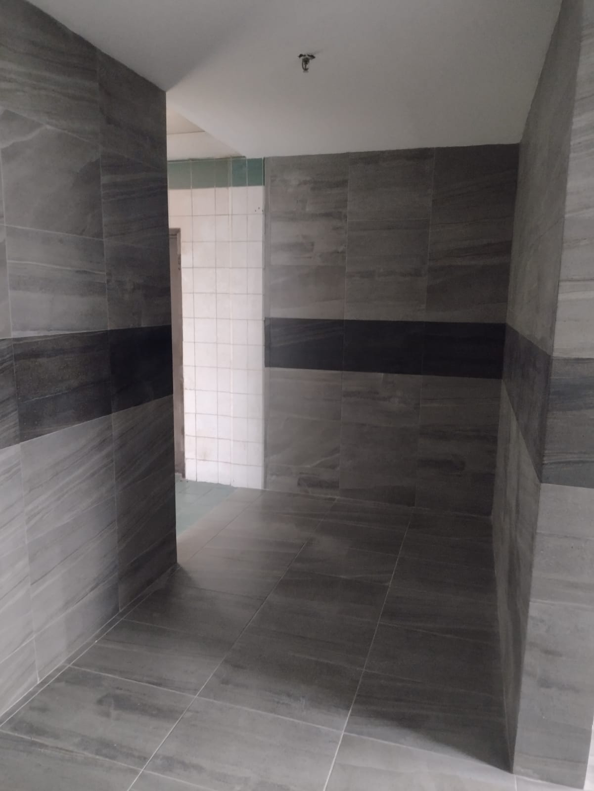 Aplicación de acabados en pisos